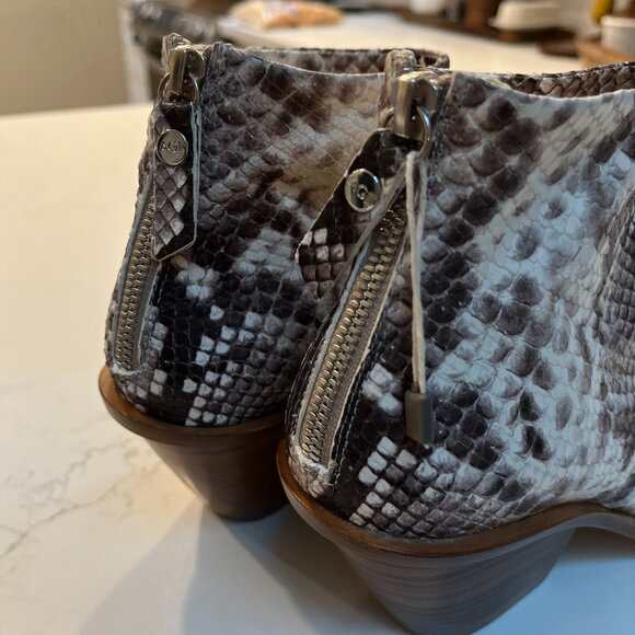 AGL snake skin boots NEVER WORN - Picture 15 of 15